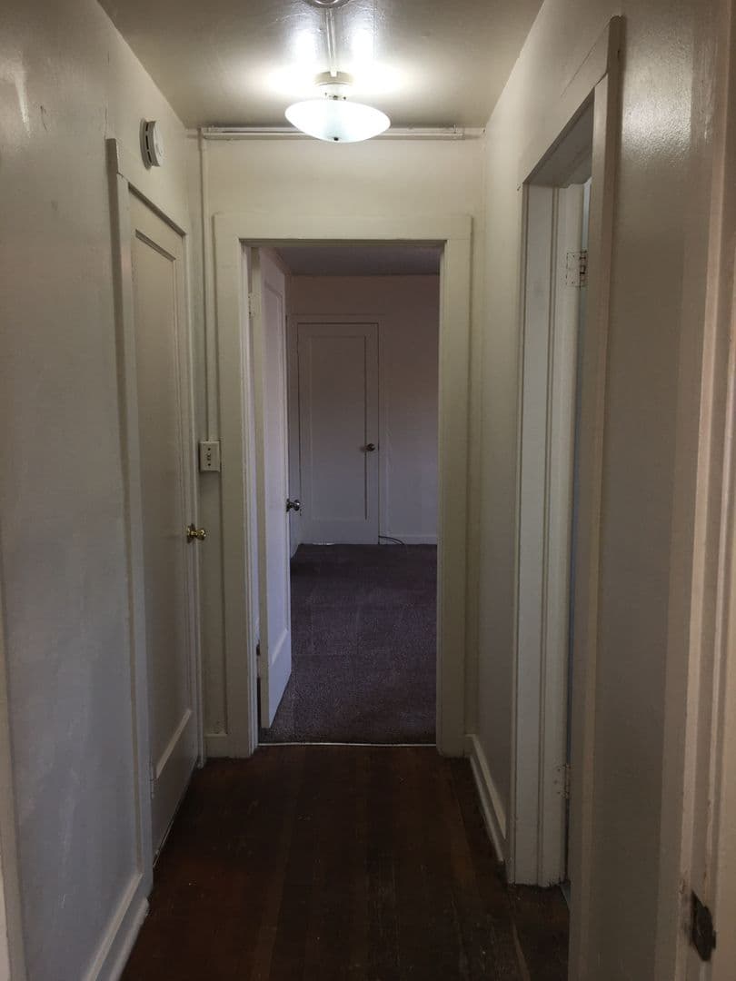 Eugene House: 2288 Hilyard St