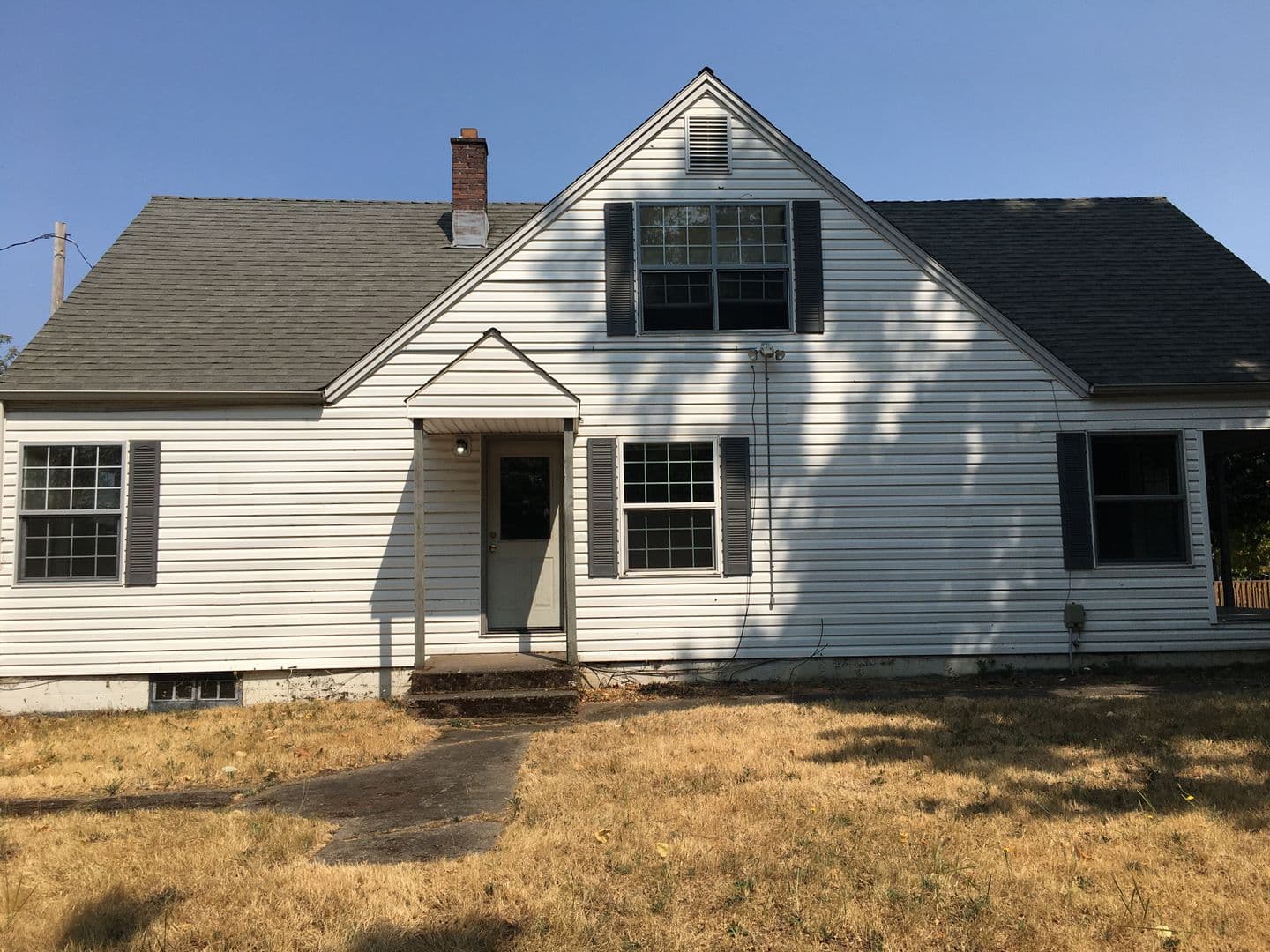Eugene House: 2288 Hilyard St