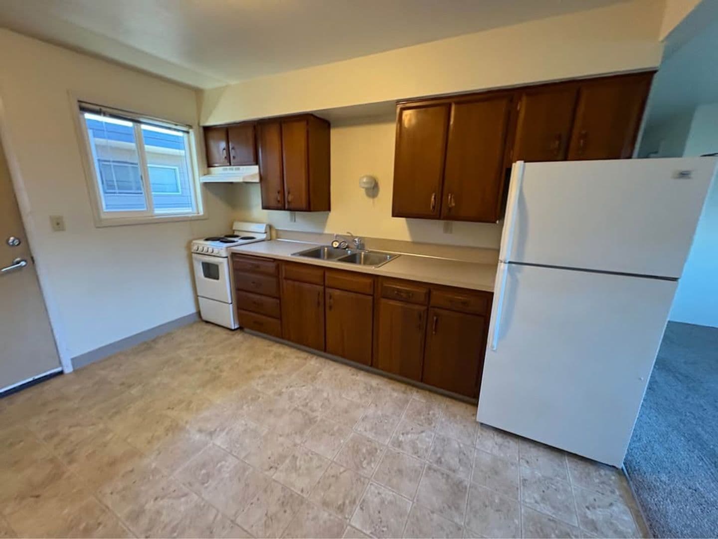 Springfield Apartment: 1848/1879 M St.