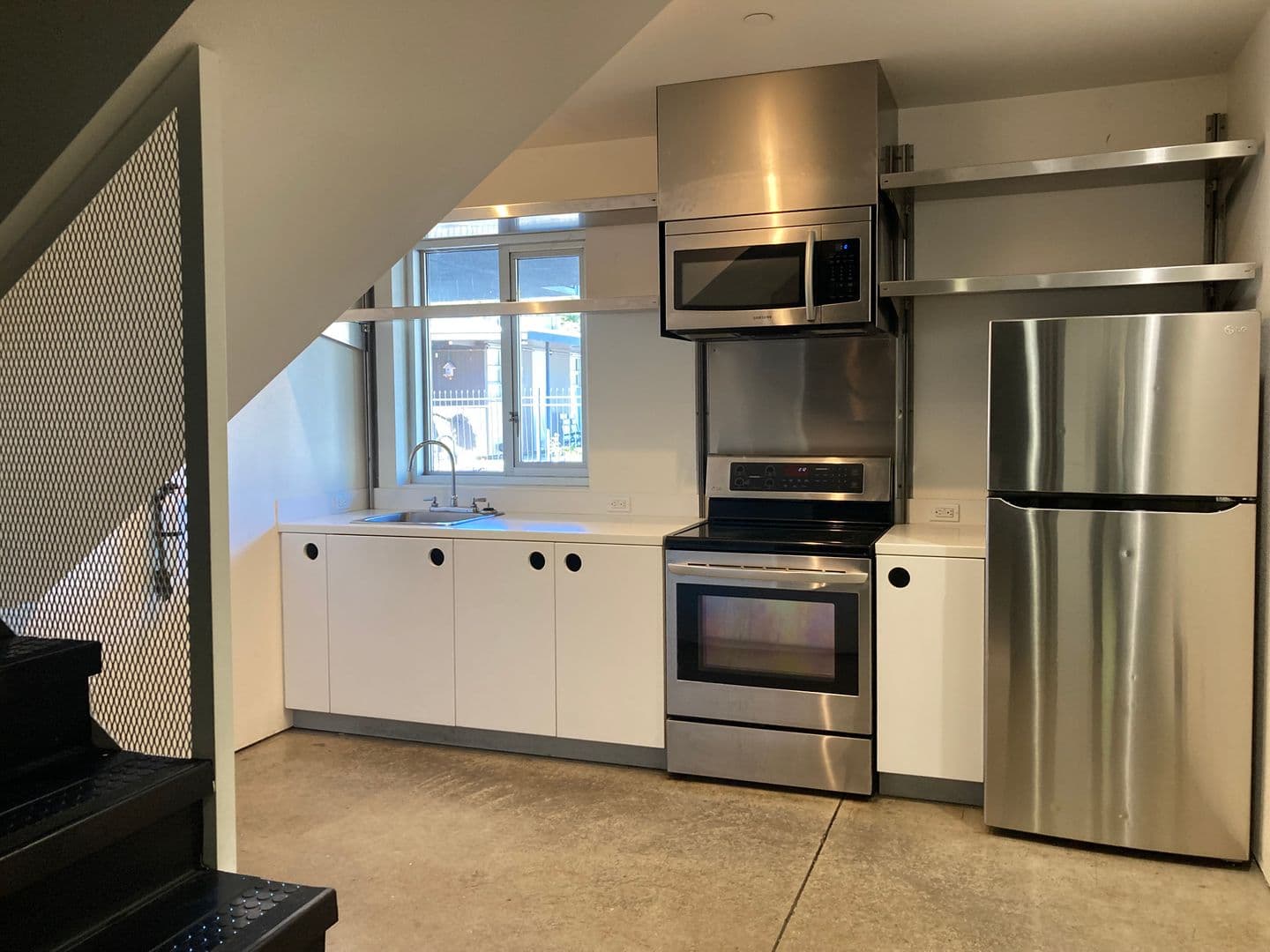 Eugene Apartment: 1455 Mill Street