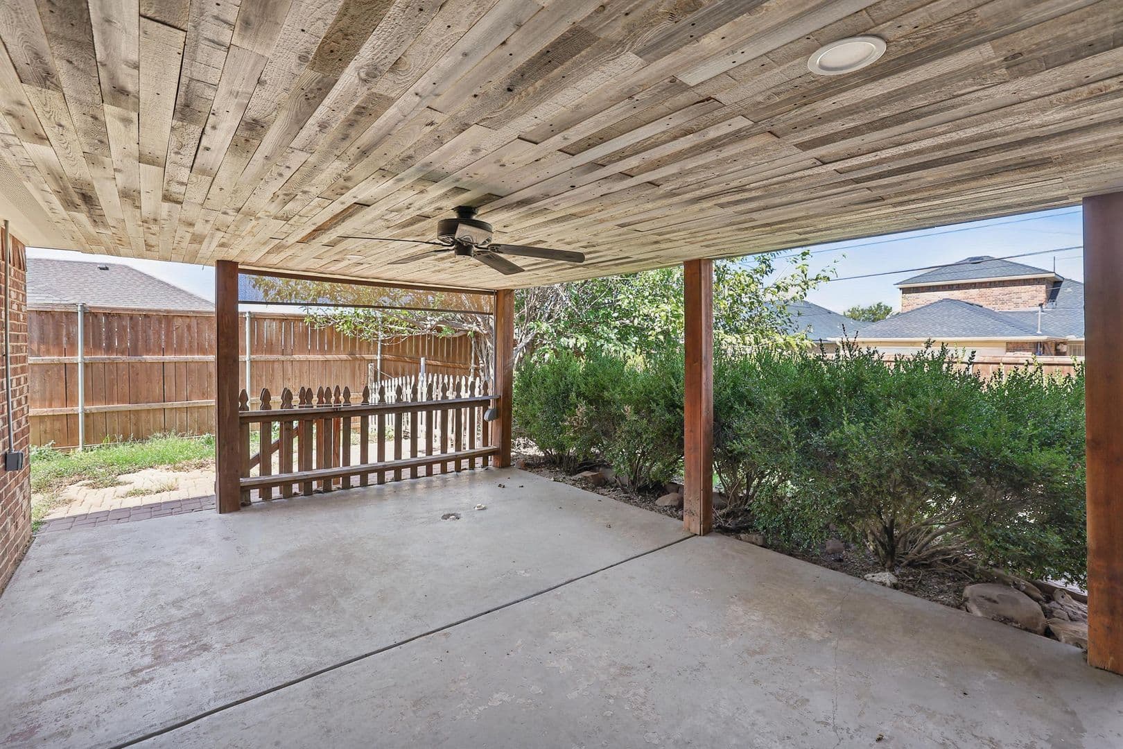 Amarillo House: 1418 SW 61st Ave