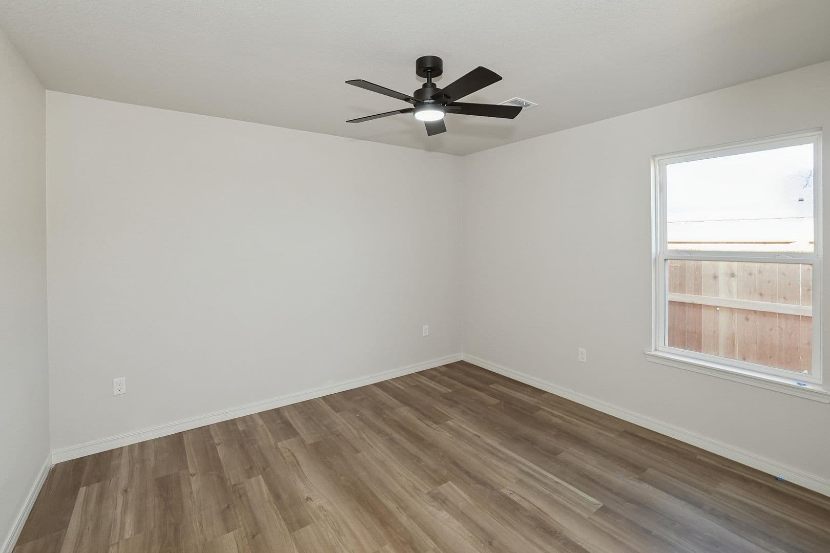Amarillo House: BME 8902 Oakleaf