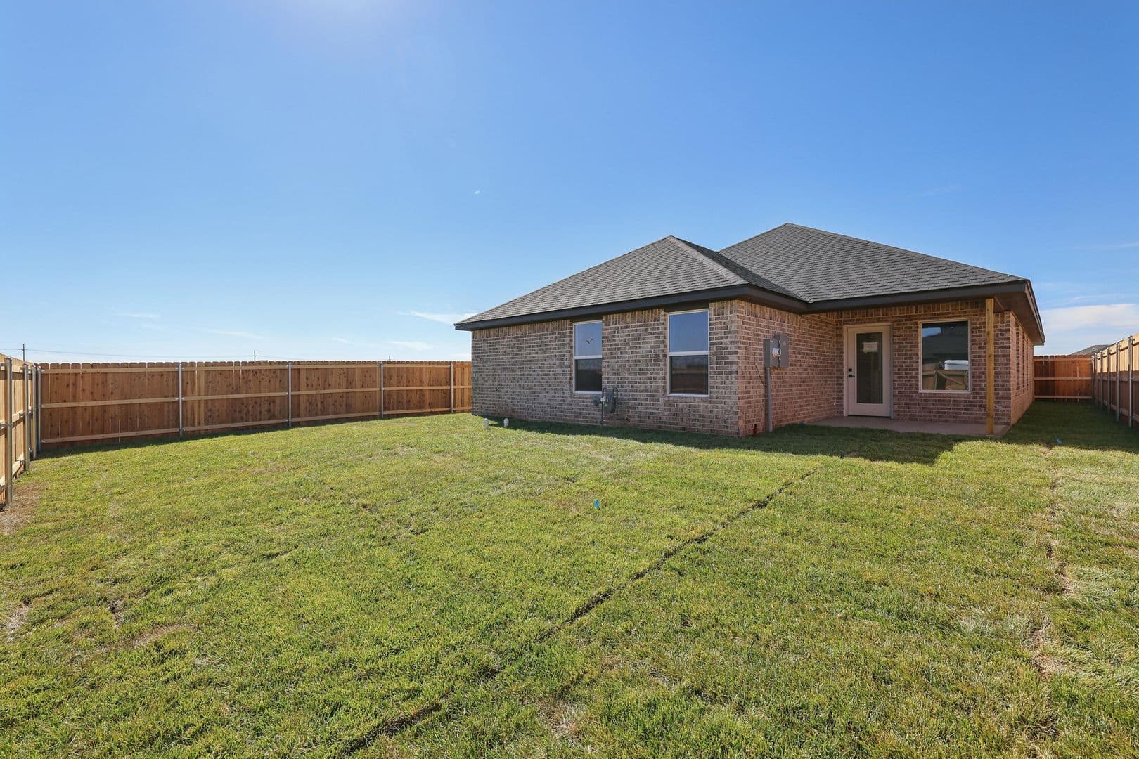 Amarillo House: 9004 Oakleaf