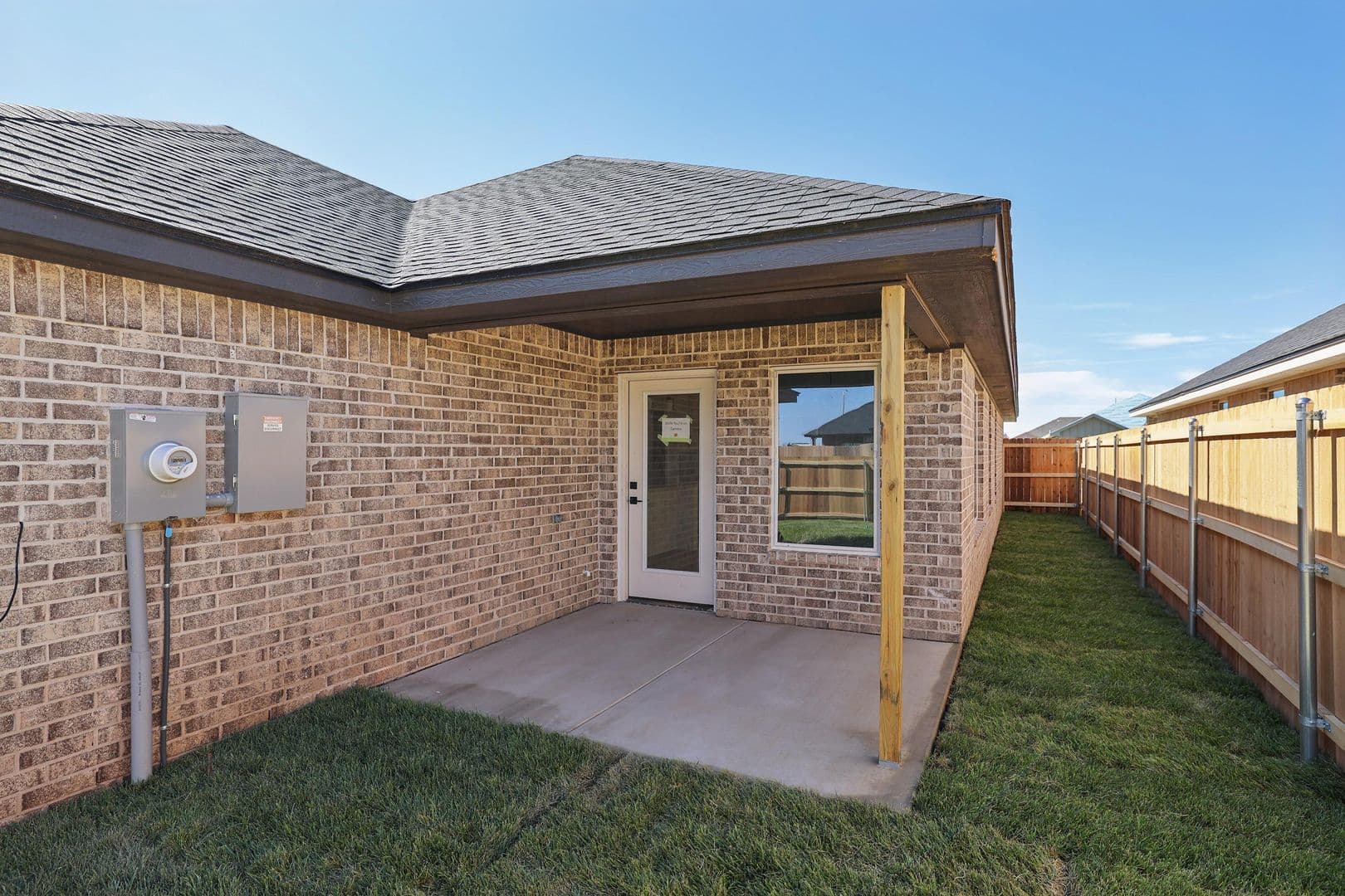 Amarillo House: 9004 Oakleaf