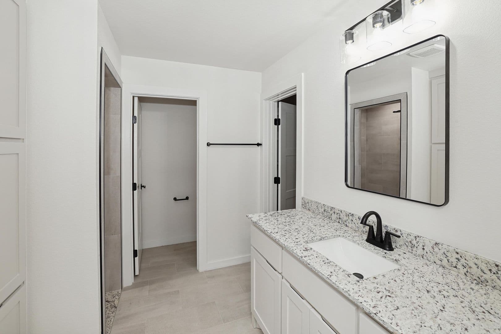 Amarillo House: BME 9001 Oakleaf