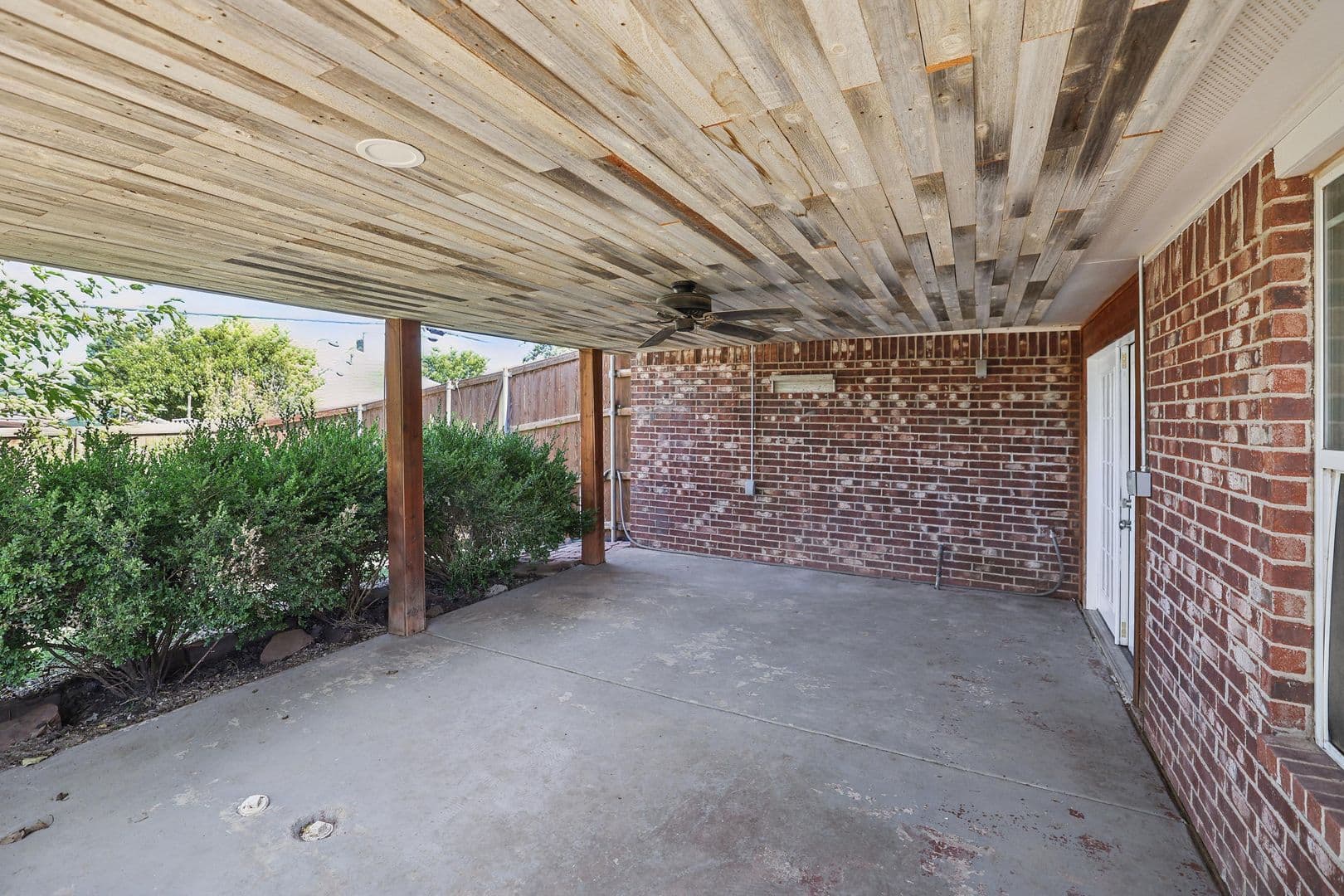 Amarillo House: 1418 SW 61st Ave