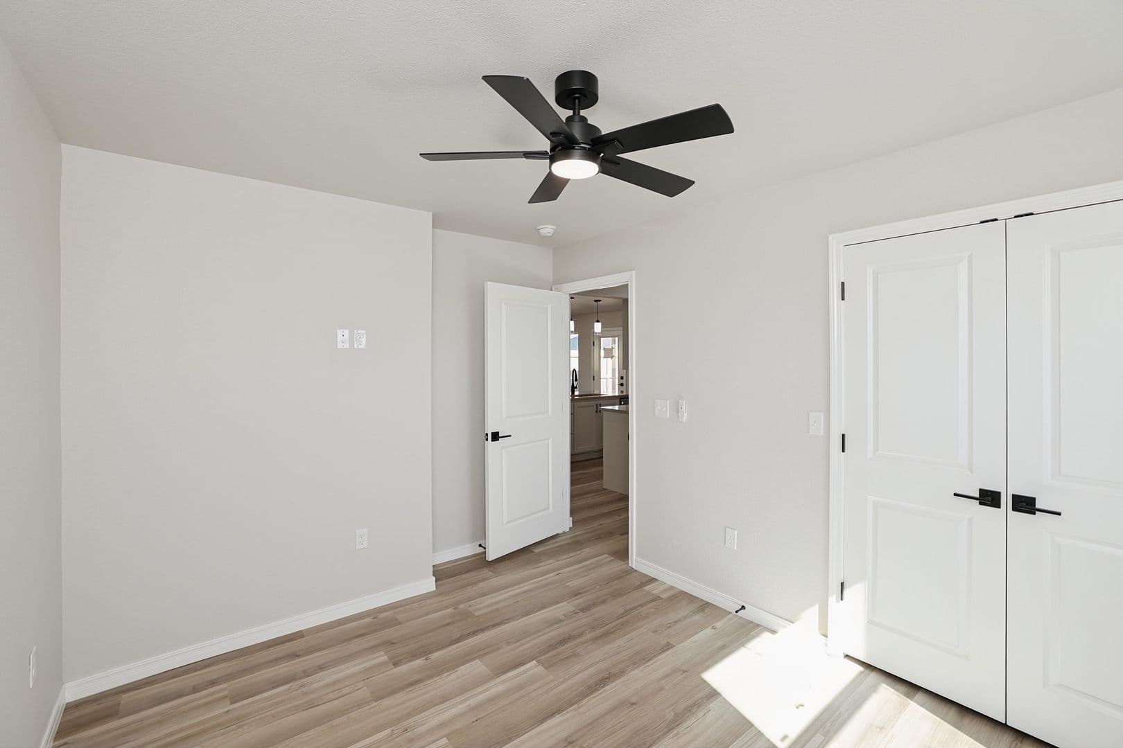 Amarillo House: 9004 Oakleaf