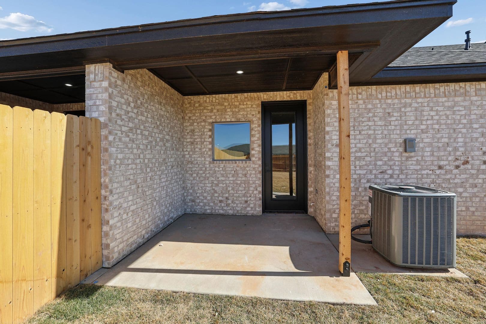 Amarillo House: 10374 Tierra Santa UnitA