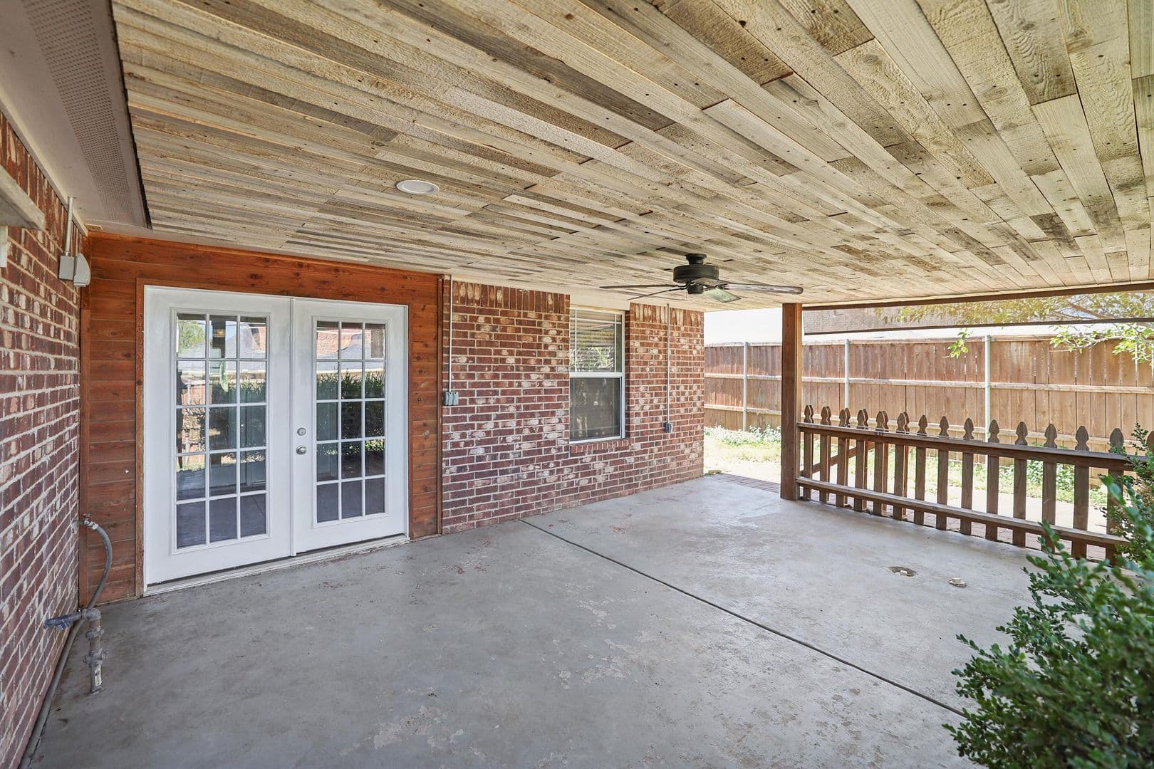 Amarillo House: 1418 SW 61st Ave