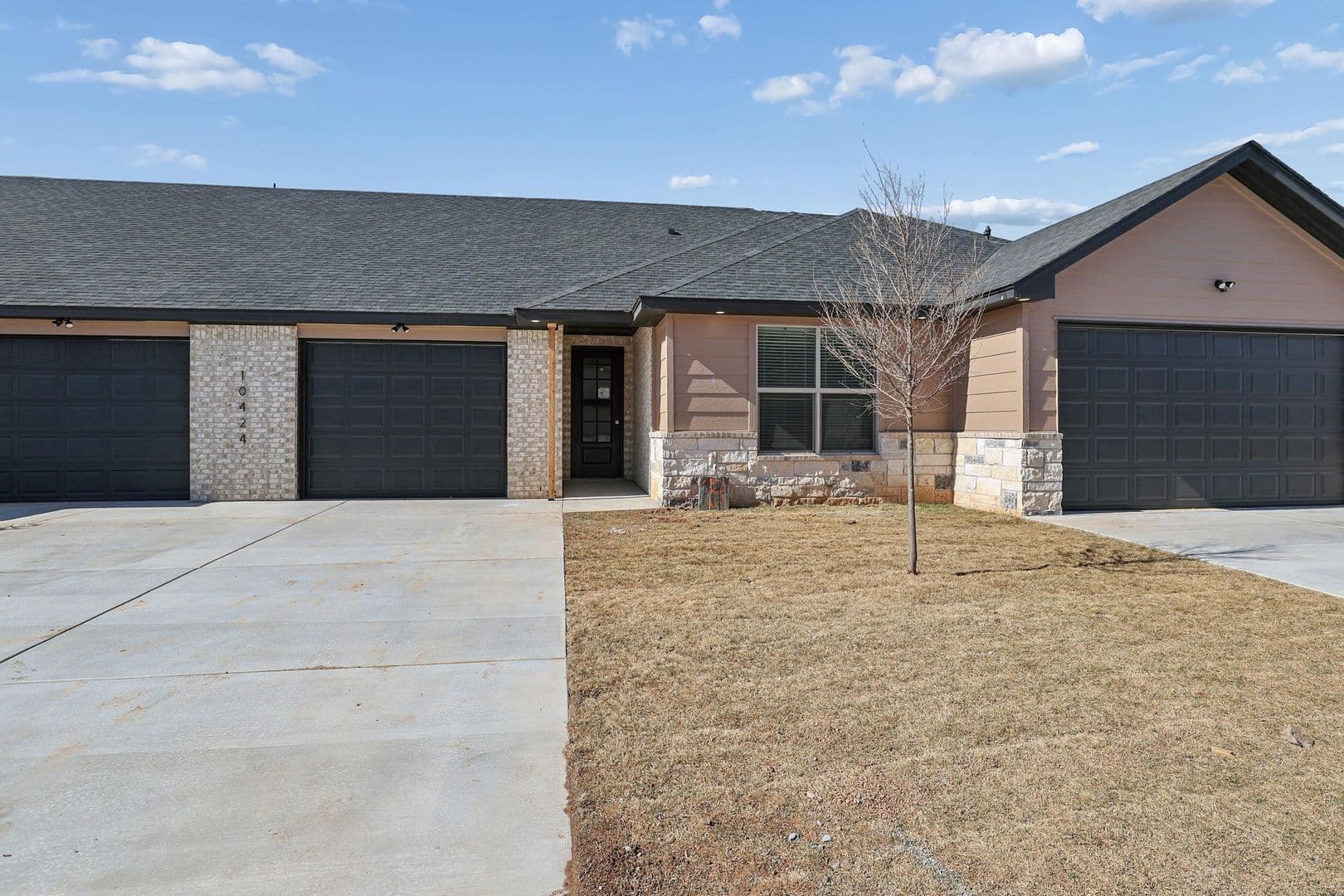 Amarillo House: 10374 Tierra Santa UnitA