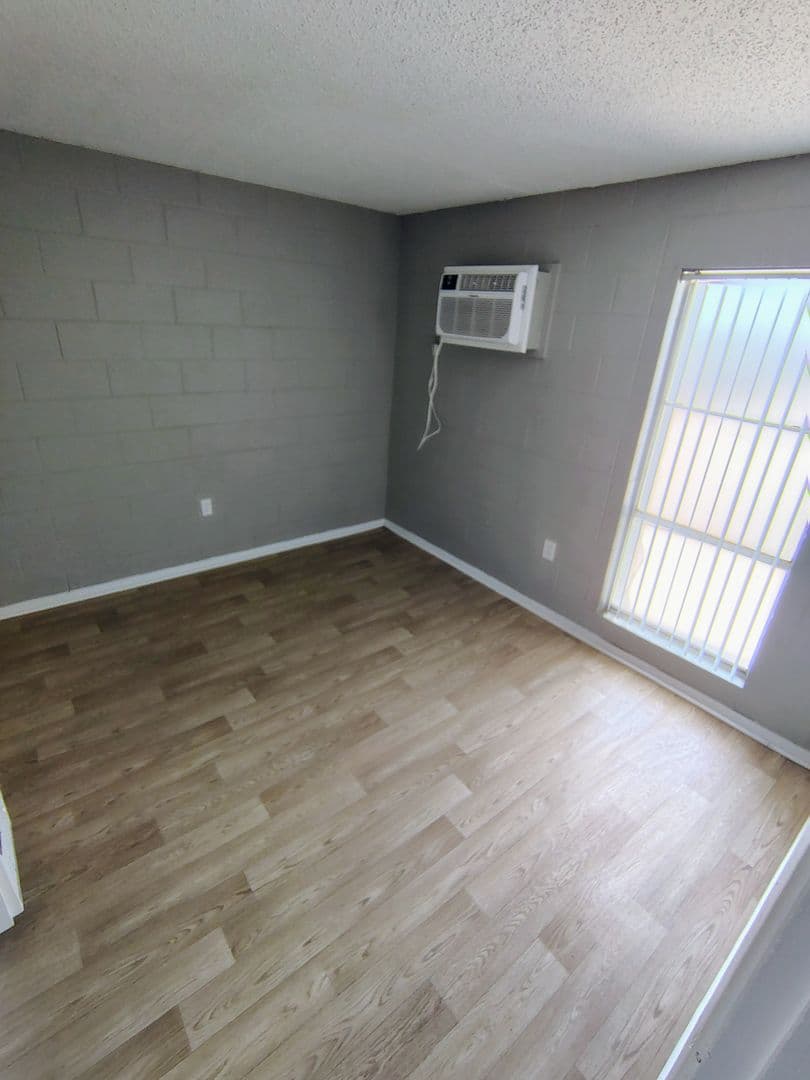 Amarillo Apartment: 4215 S. Western Street