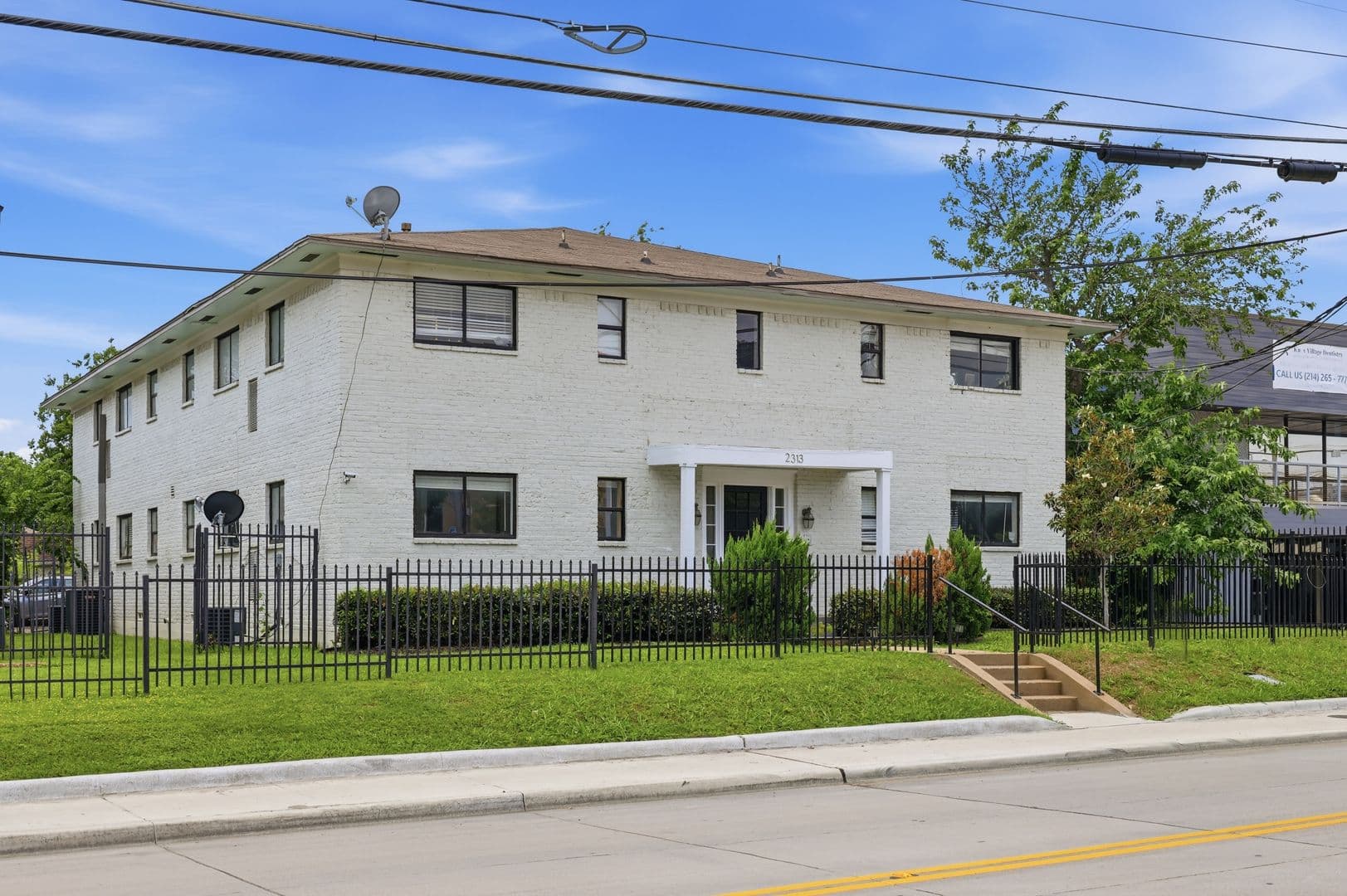 Dallas Apartment: 2313 N. Fitzhugh Ave