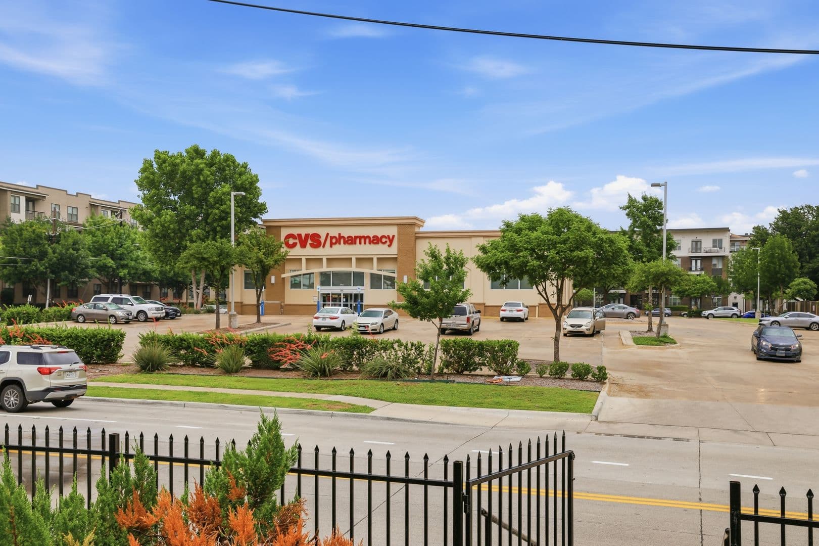 Dallas Apartment: 2313 N. Fitzhugh Ave
