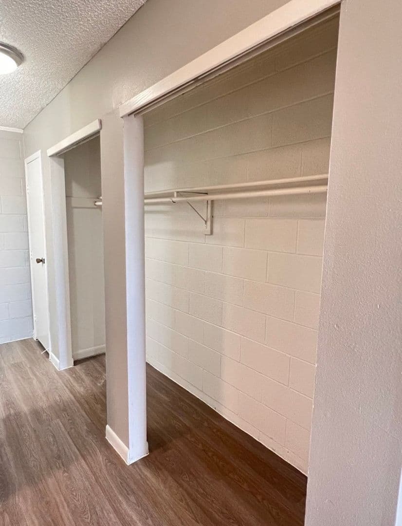Baton Rouge Apartment: 7626 Airline Highway