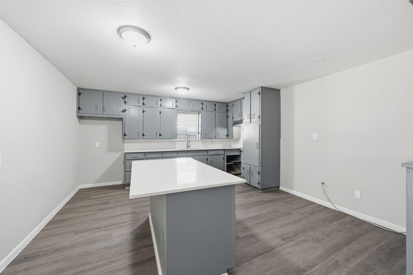 Richland Hills House: 2721 Ash Park Drive