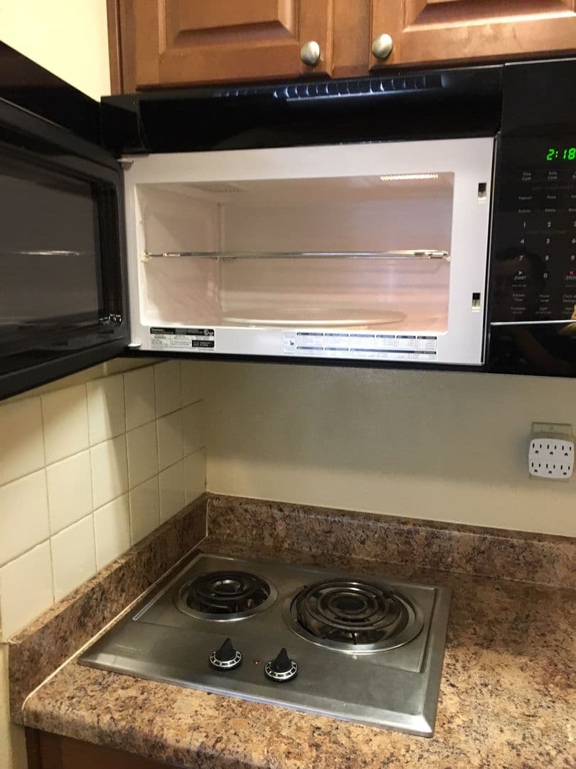 Santa Fe Apartment: 3357 Cerrillos Rd