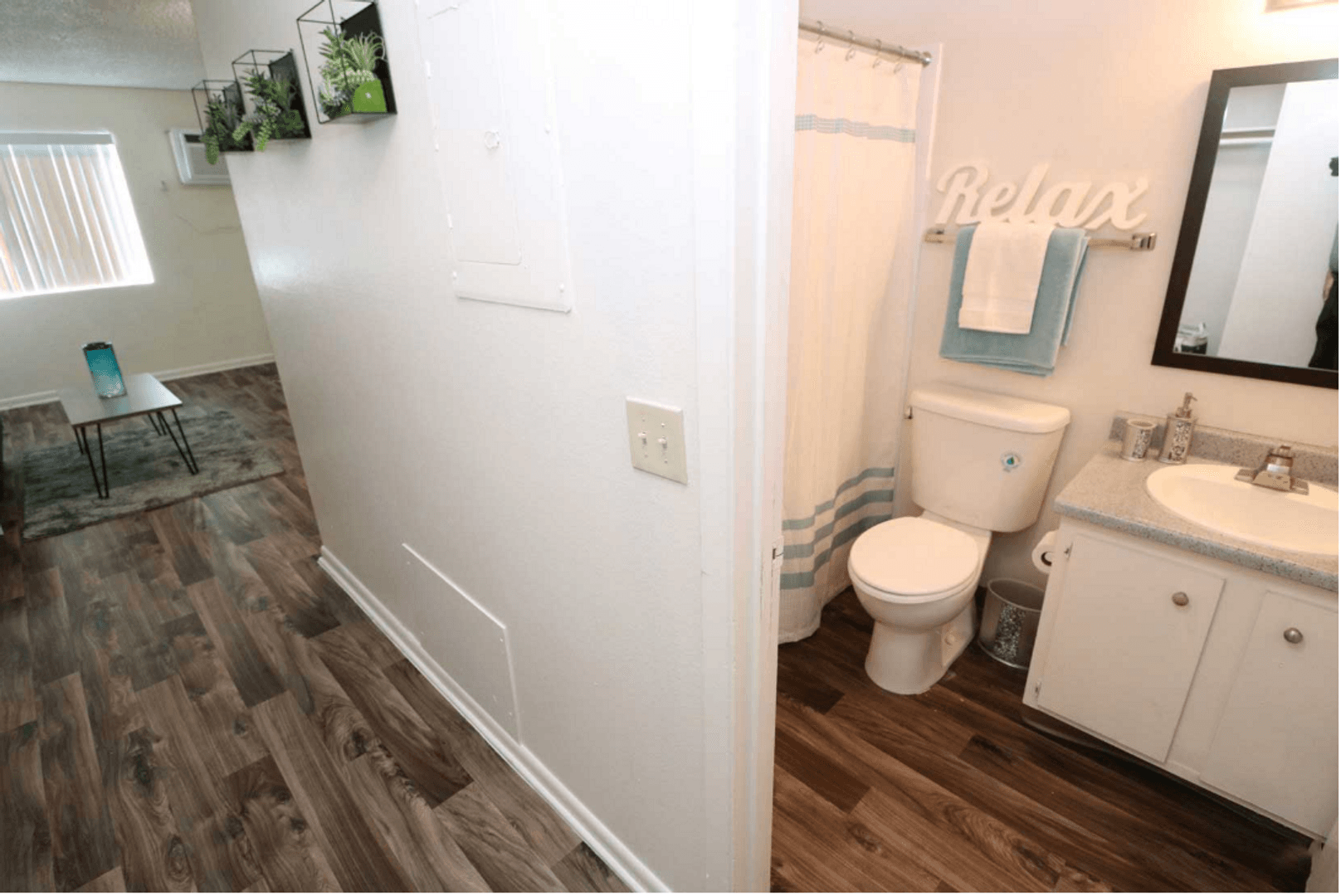 Albuquerque Apartment: 950 Louisiana Blvd SE