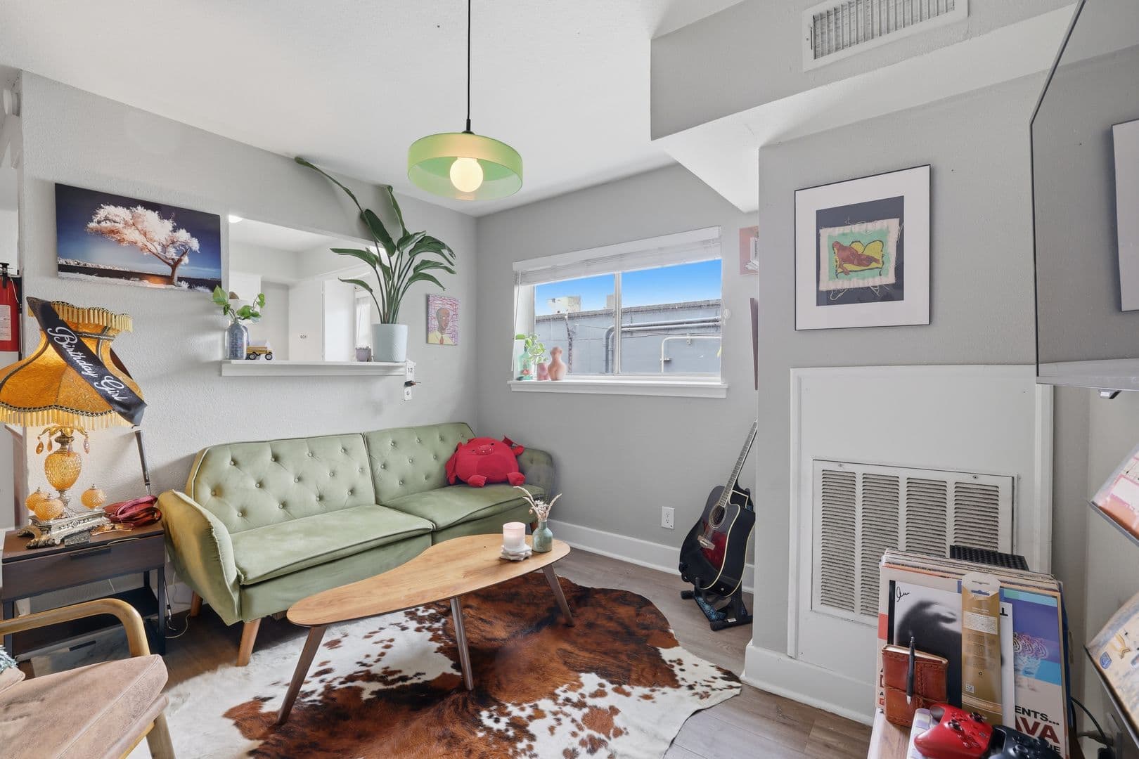 Dallas Apartment: 2313 N. Fitzhugh Ave