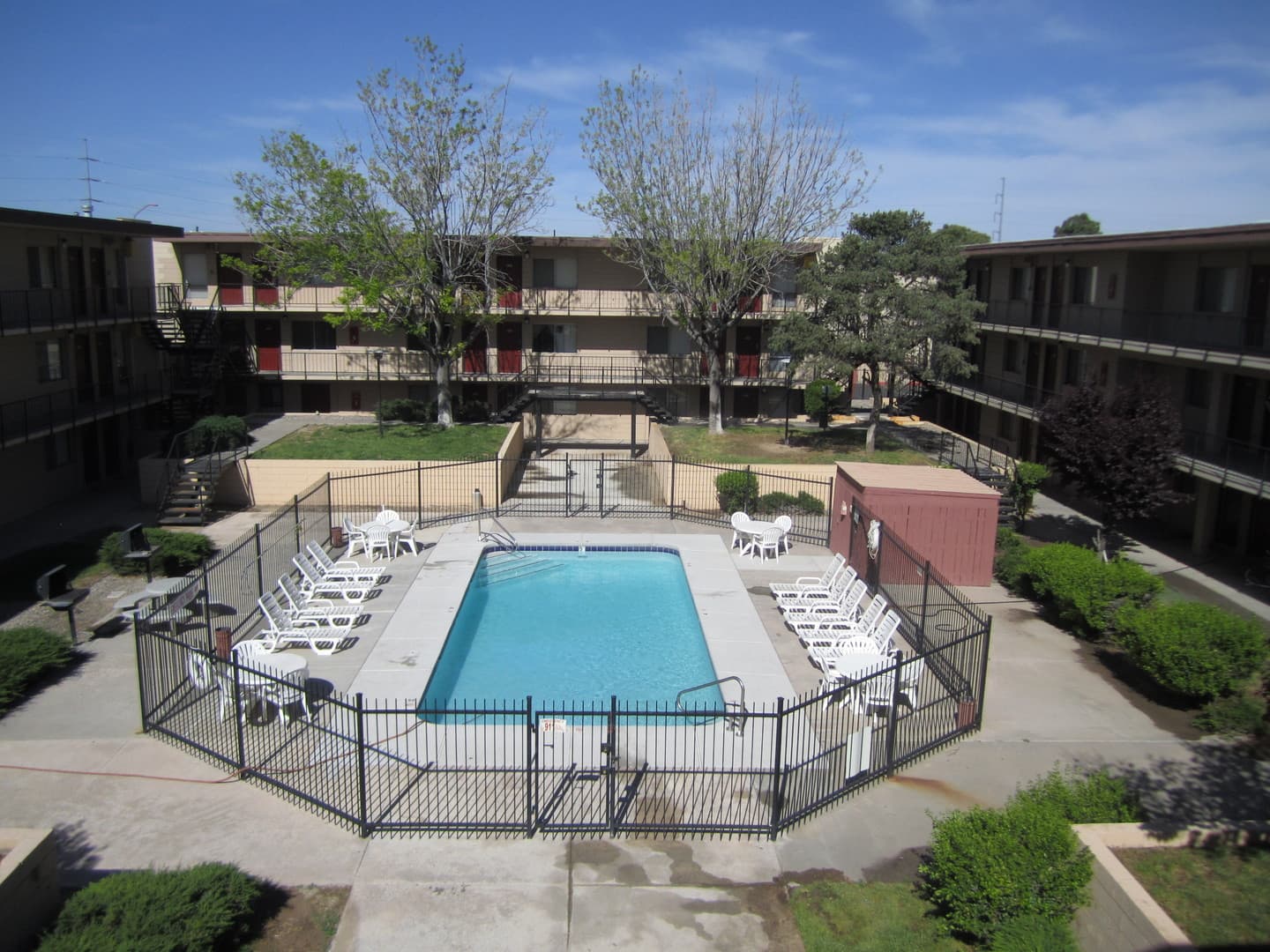 Albuquerque Apartment: 6230 Indian School Rd NE