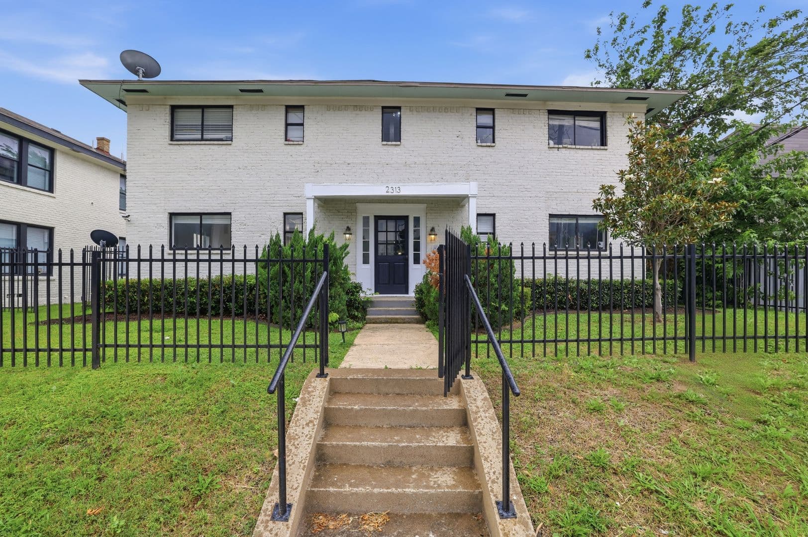 Dallas Apartment: 2313 N. Fitzhugh Ave