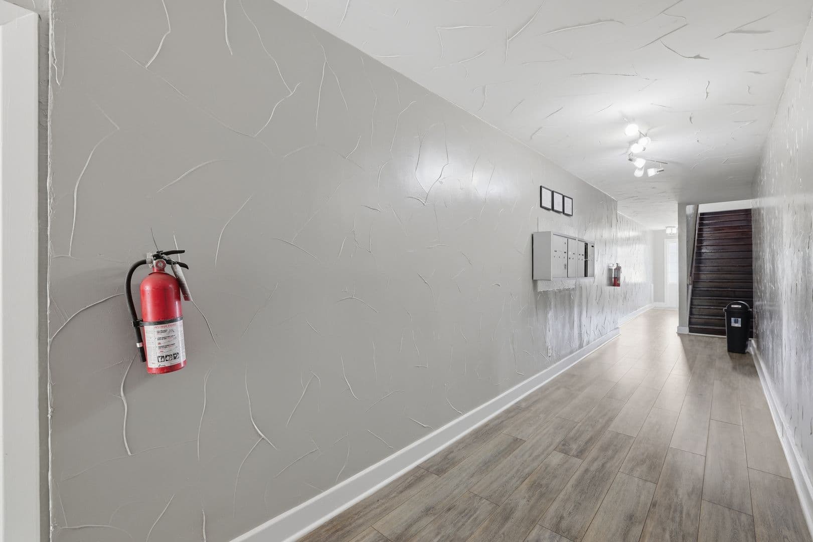 Dallas Apartment: 2313 N. Fitzhugh Ave
