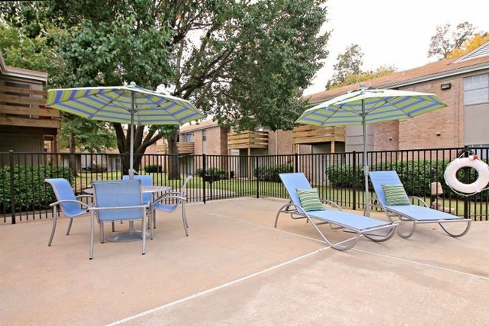 Tulsa Apartment: 5151 S Utica Ave