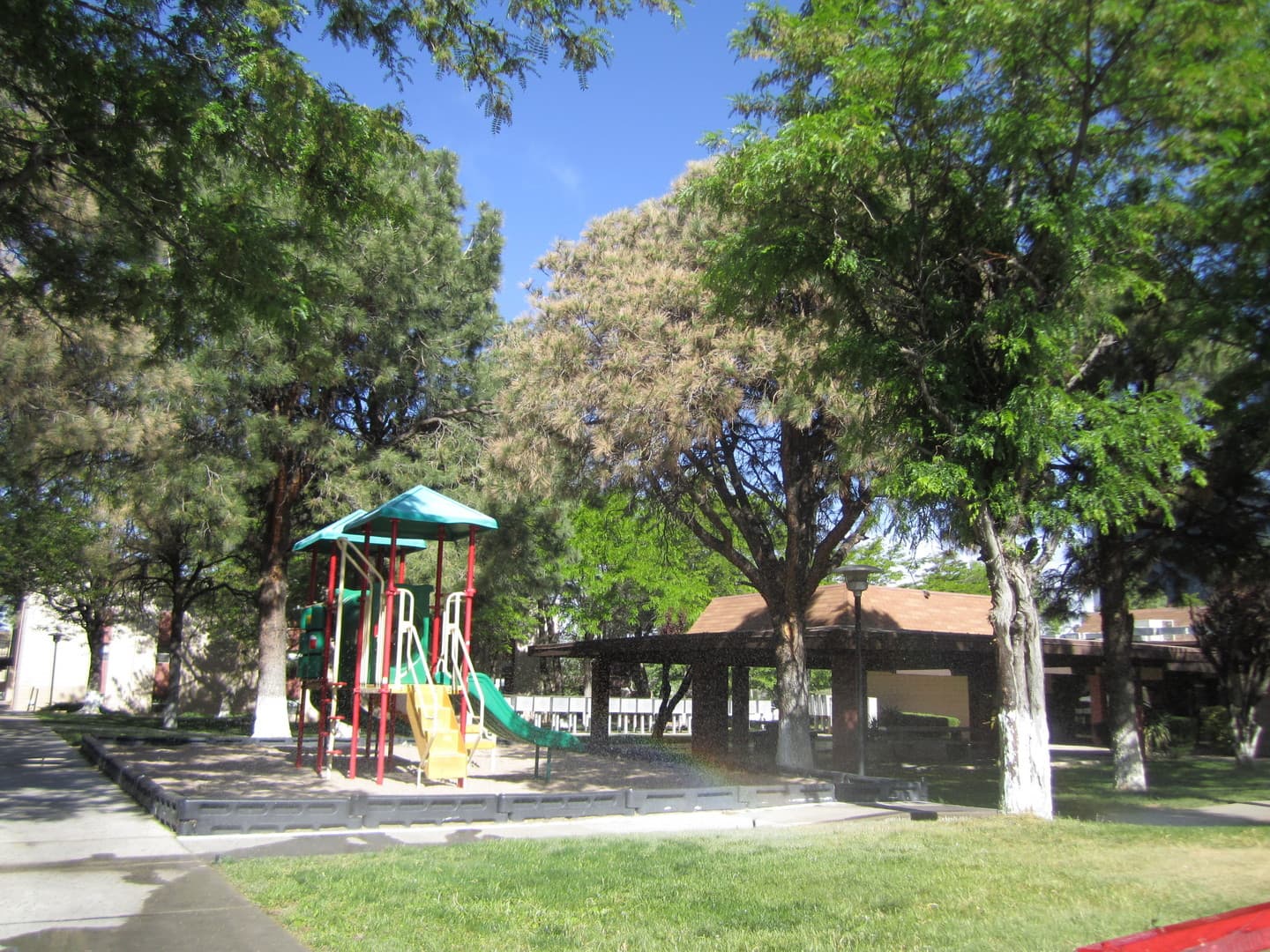 Albuquerque Apartment: 6230 Indian School Rd NE
