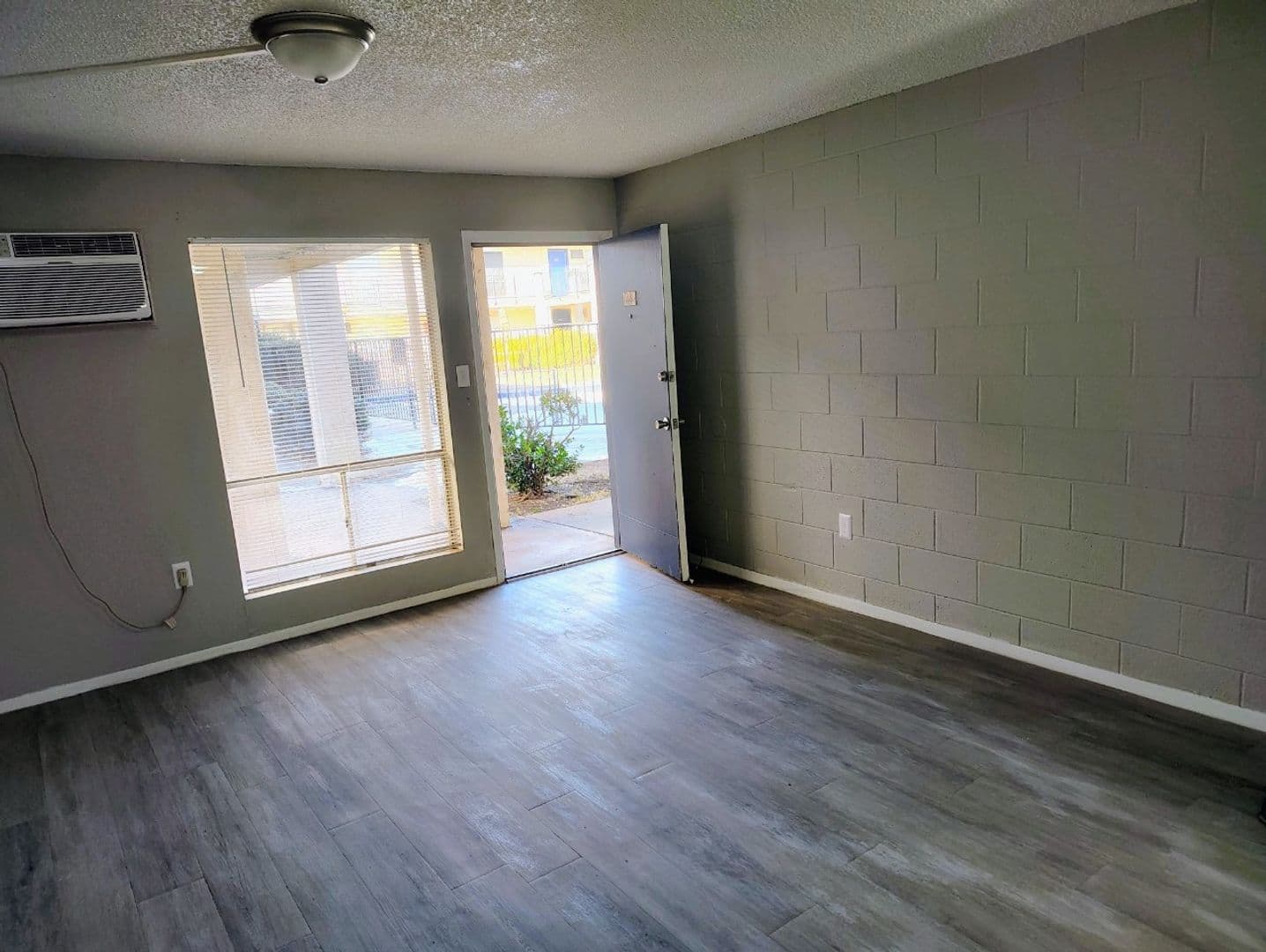 Amarillo Apartment: 4215 S. Western Street