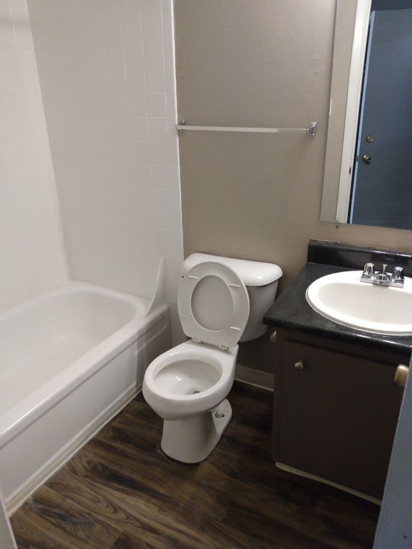 Santa Fe Apartment: 3357 Cerrillos Rd