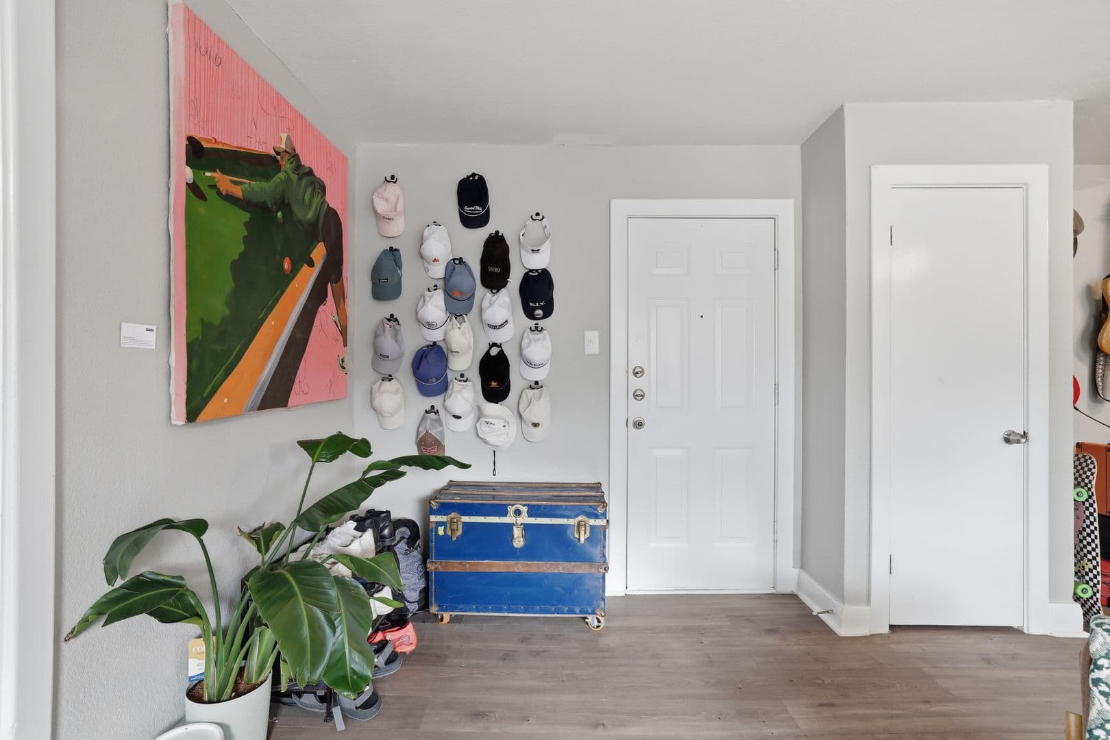 Dallas Apartment: 2313 N. Fitzhugh Ave