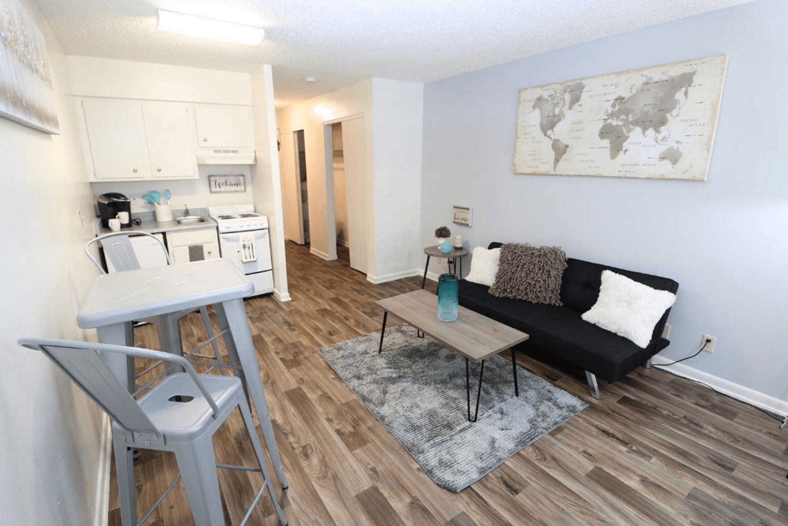Albuquerque Apartment: 950 Louisiana Blvd SE