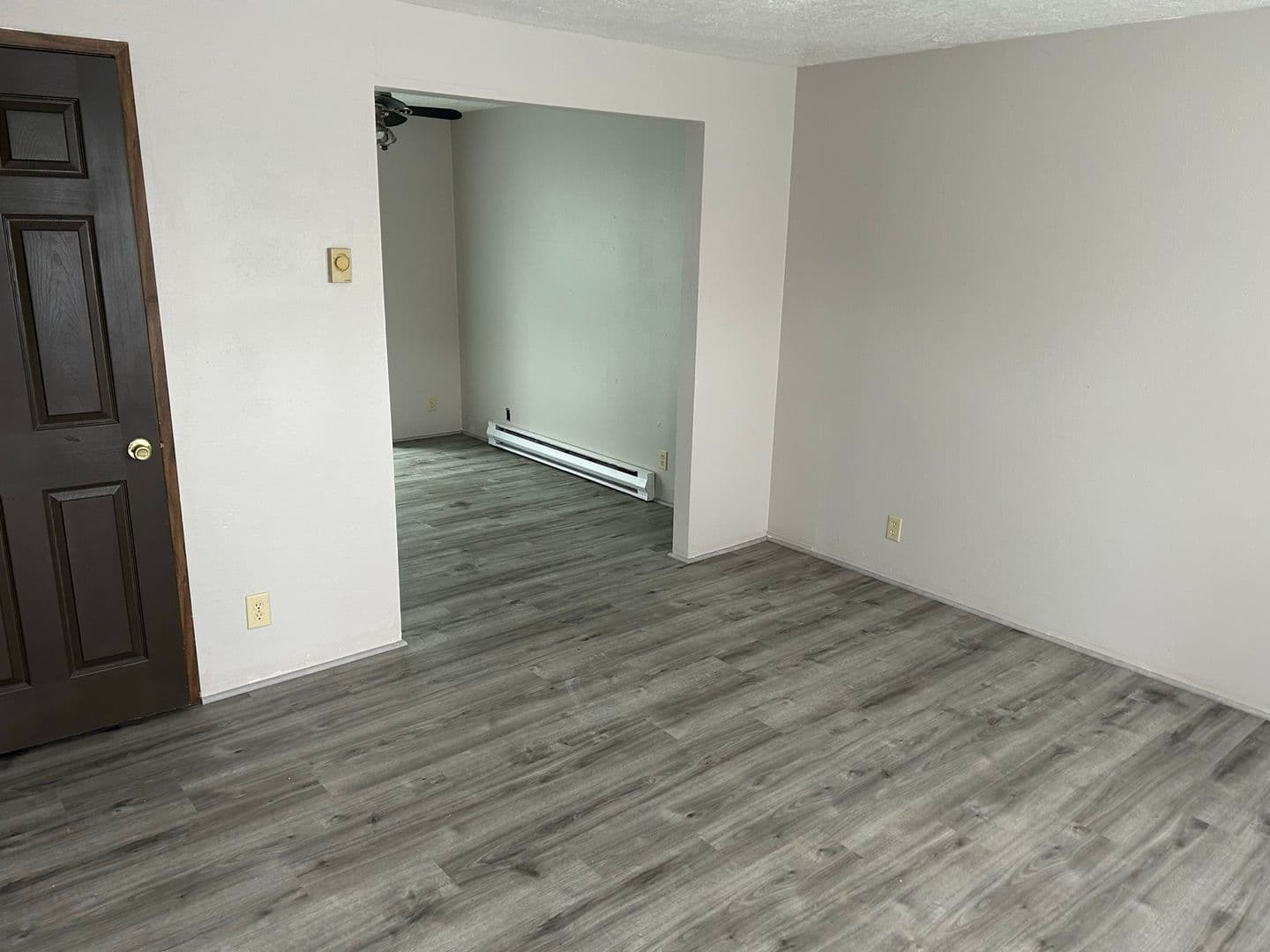 McMinnville Apartment: 1033 SE Ford St
