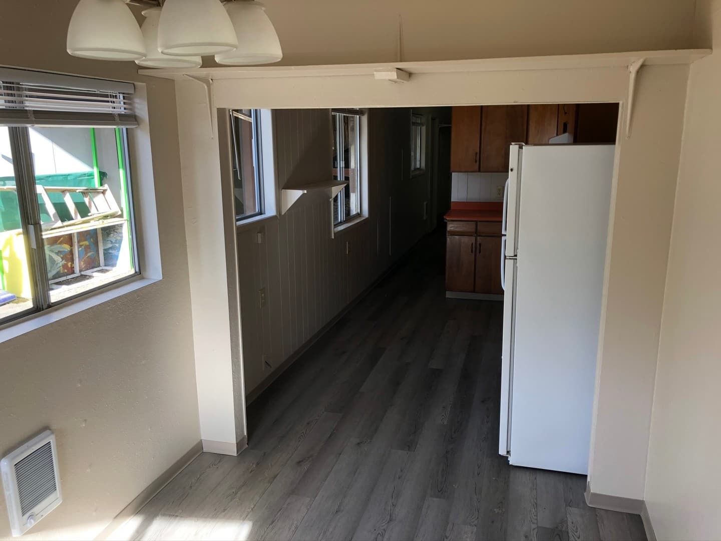 McMinnville House: 562 SE Davis Street