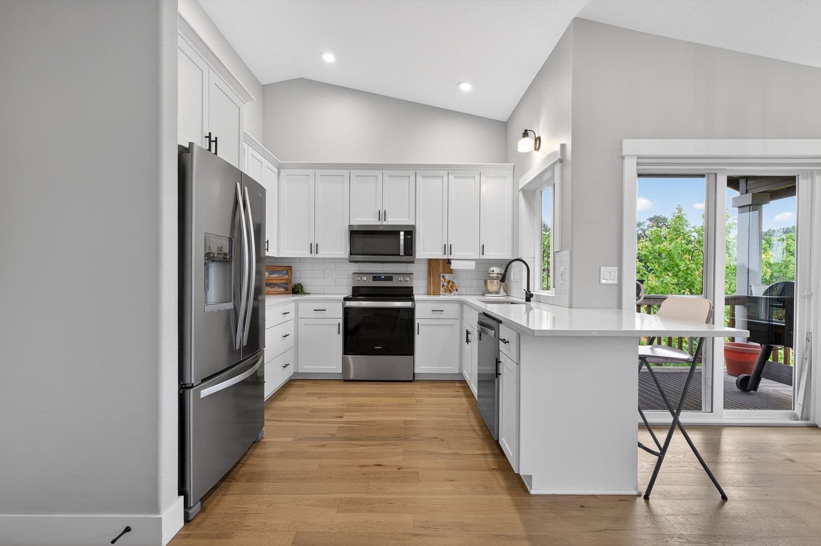 McMinnville House: 184 NW Brookside Street