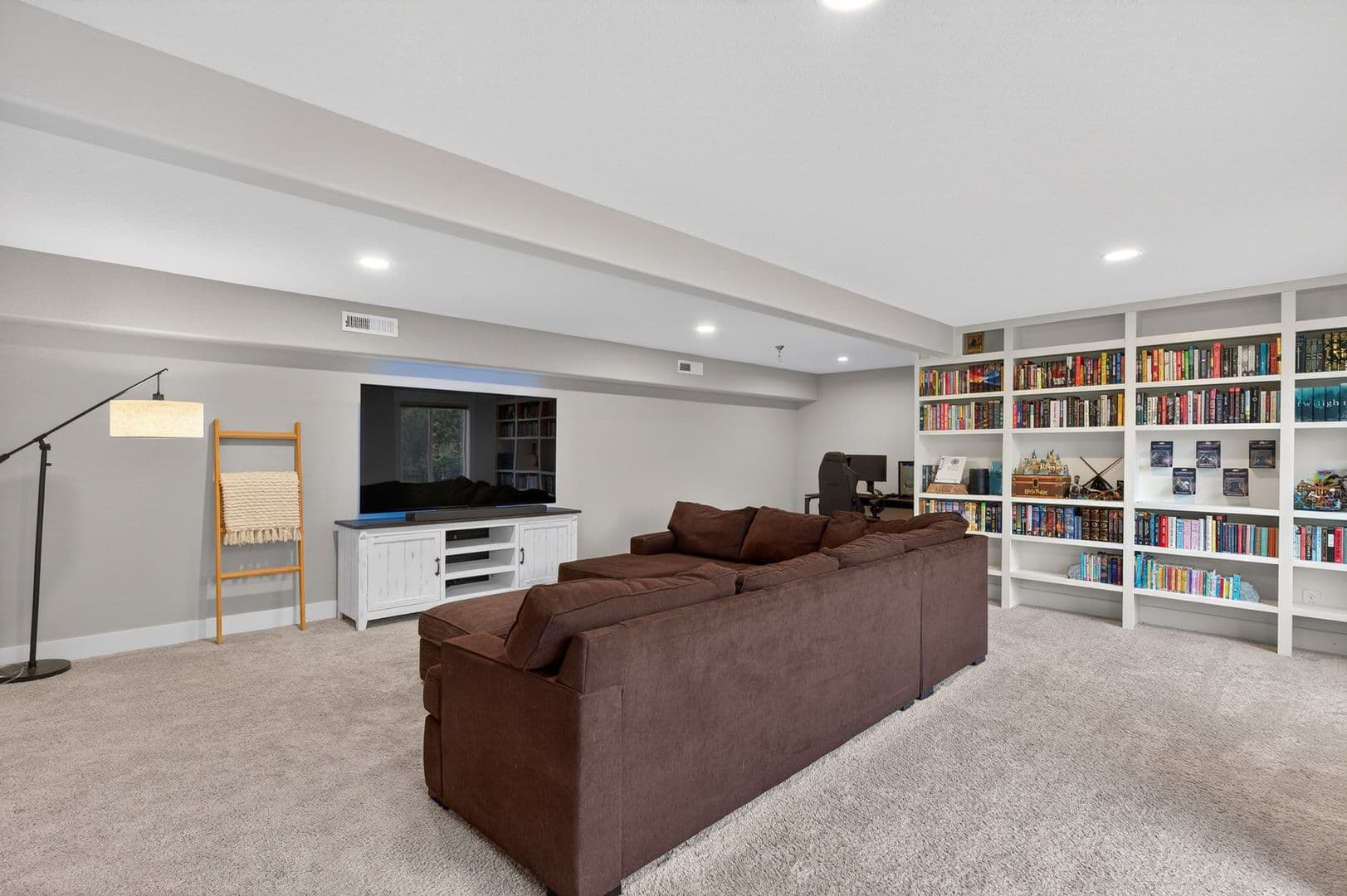 McMinnville House: 184 NW Brookside Street