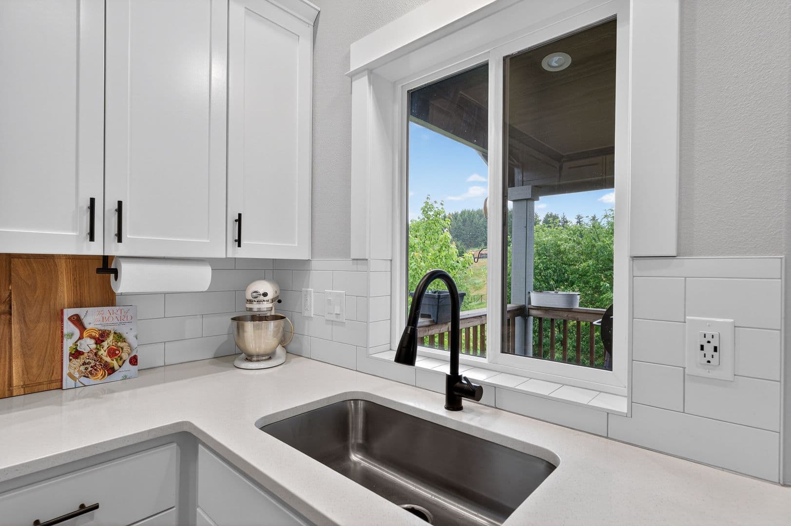 McMinnville House: 184 NW Brookside Street