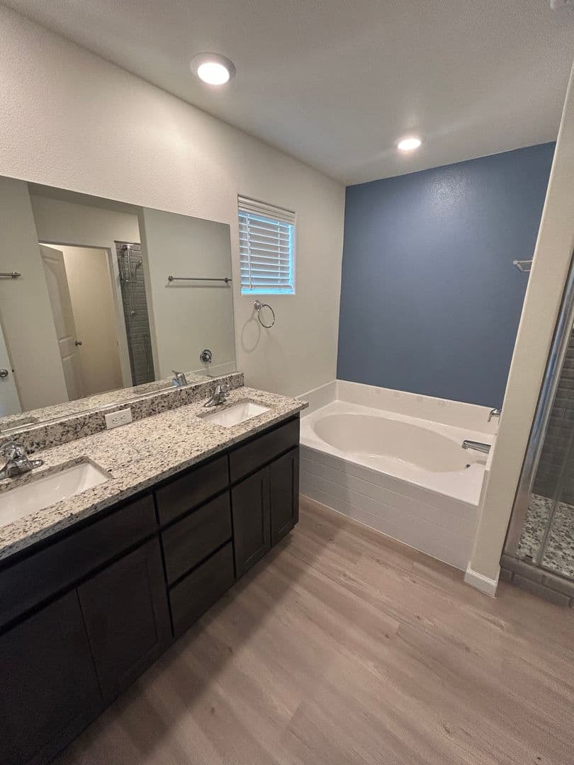 McMinnville House: 2338 NW Yohn Ranch Drive