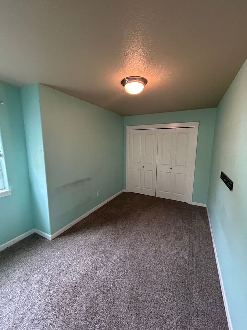 Mcminnville House: 2000 NW Yohn Ranch Drive