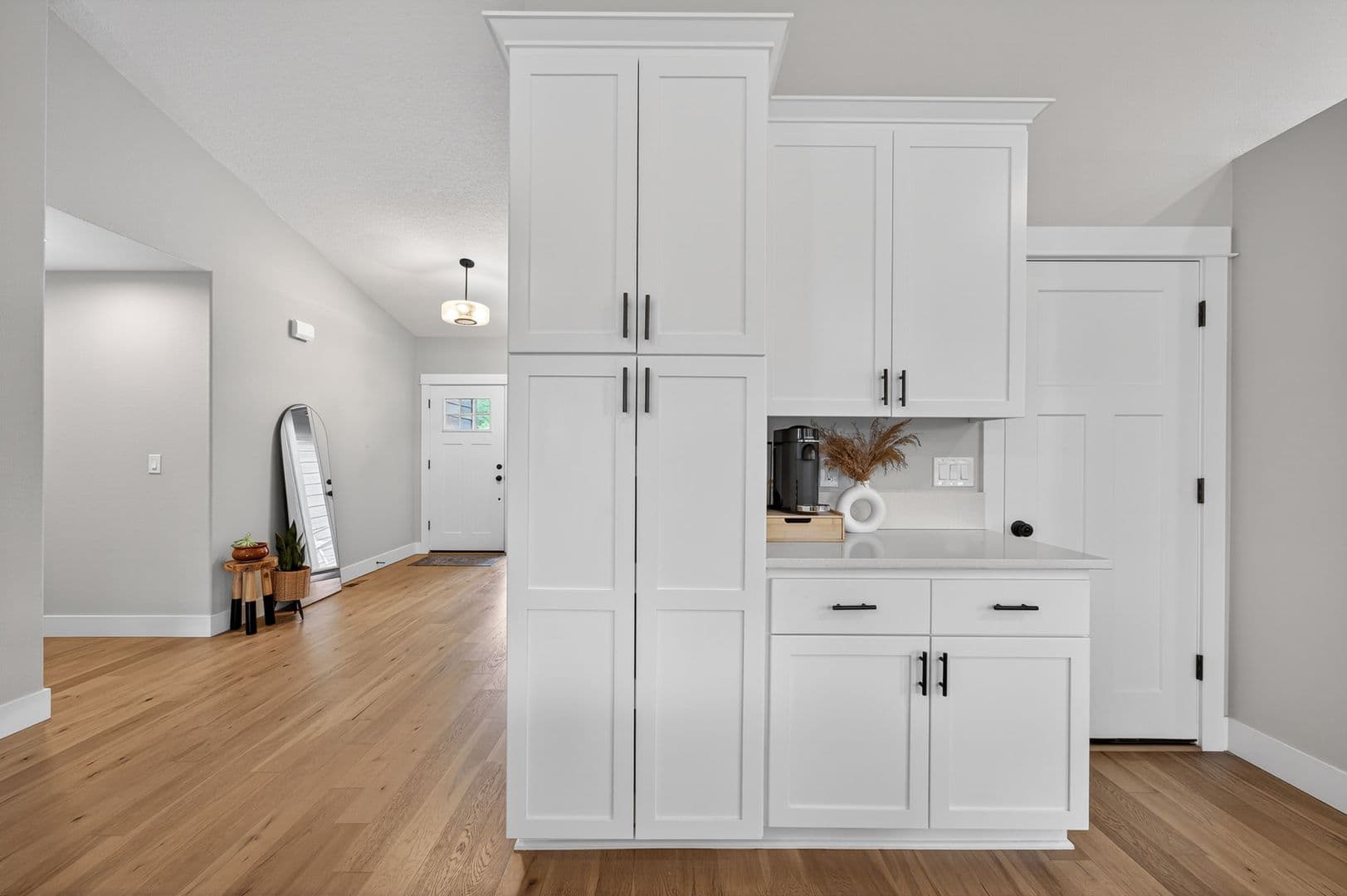 McMinnville House: 184 NW Brookside Street