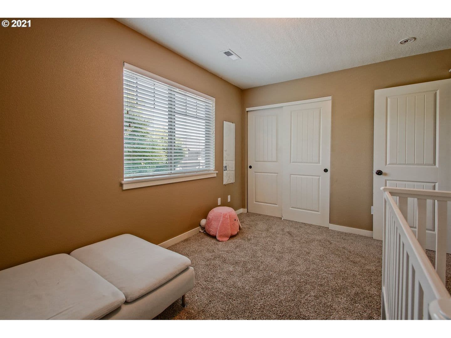 Newberg House: 568 Donna Drive