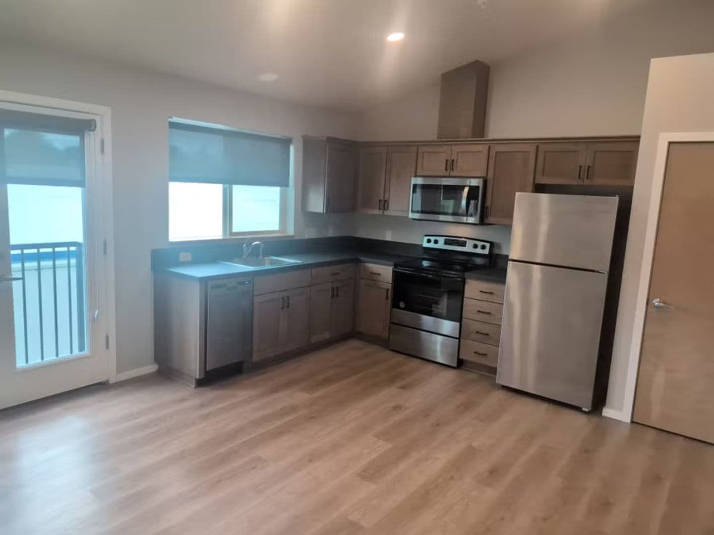 McMinnville Apartment: 110 SE Handley St.