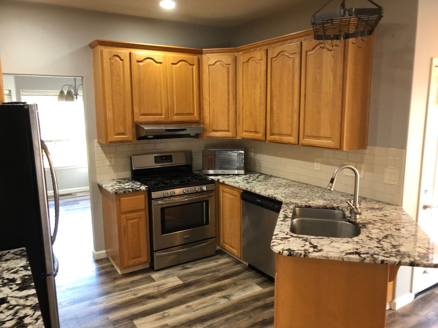 McMinnville House: 2687 NW Oakridge Drive
