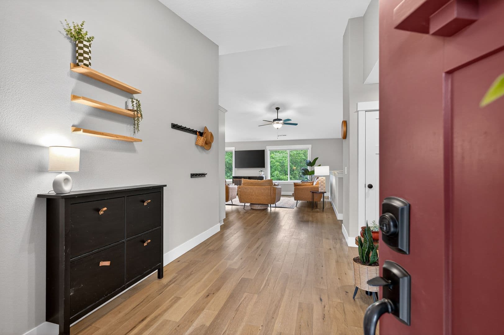 McMinnville House: 184 NW Brookside Street
