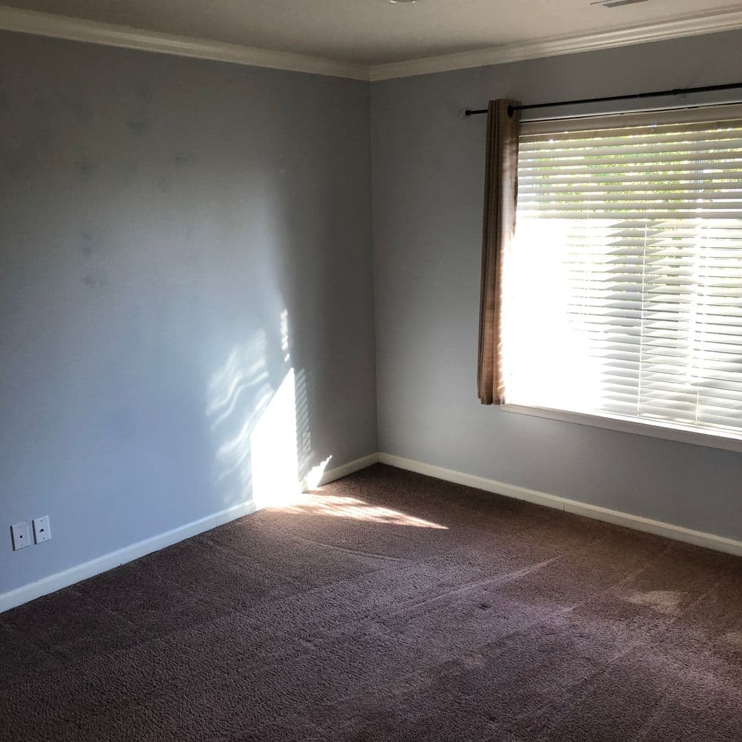 McMinnville House: 2687 NW Oakridge Drive