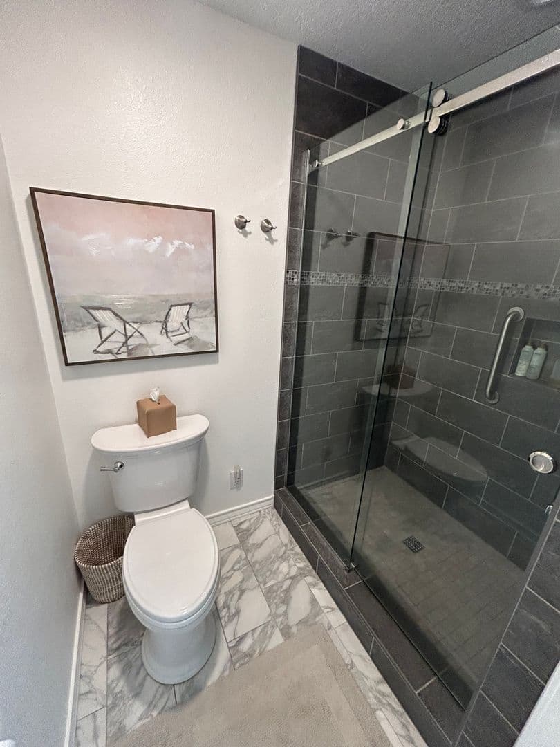 McMinnville House: 1731 NW Doral Street