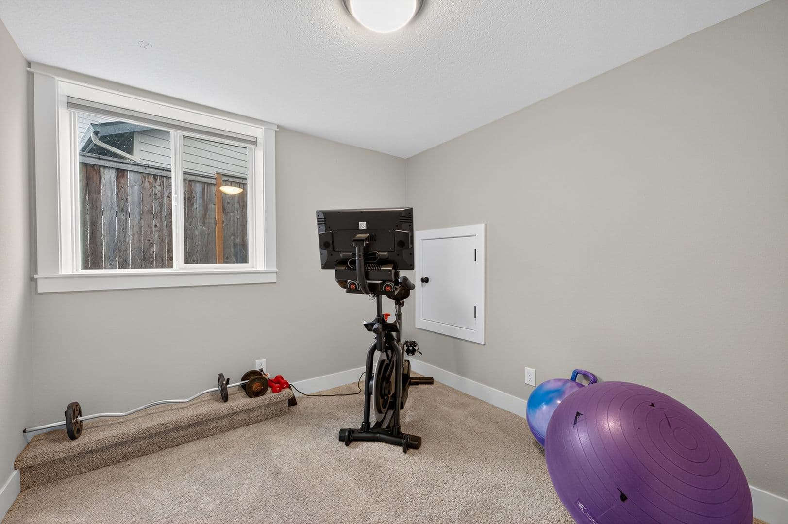 McMinnville House: 184 NW Brookside Street