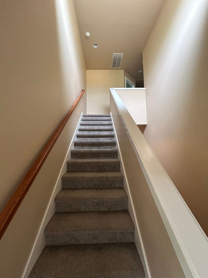 Mcminnville House: 2000 NW Yohn Ranch Drive