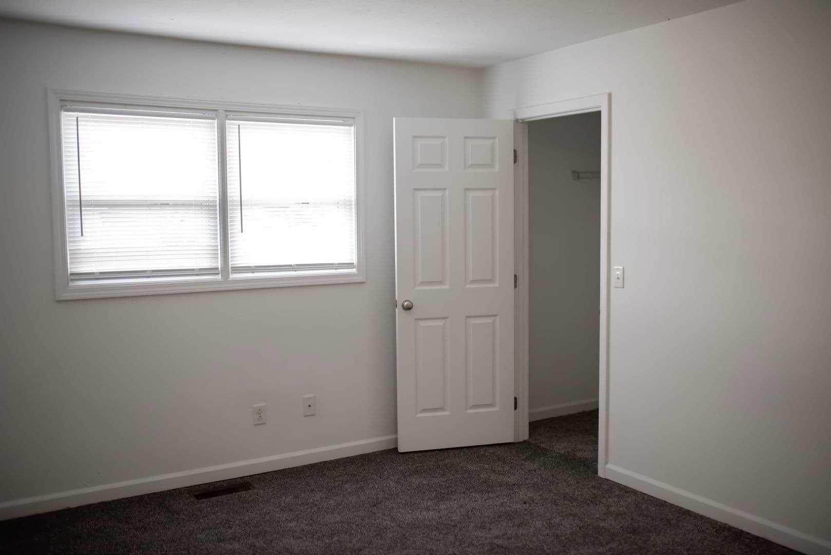 Paducah Apartment: Jason Drive