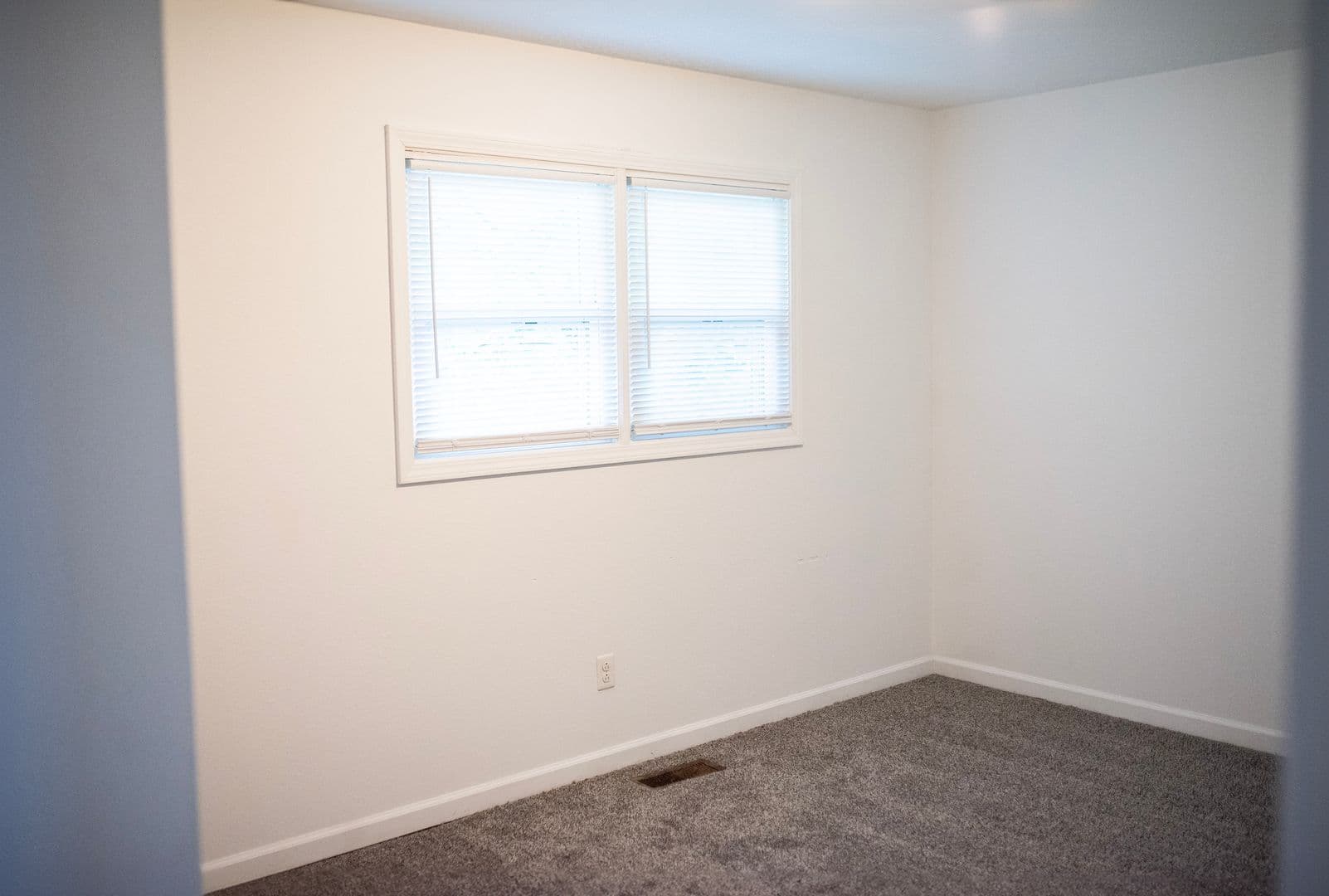Paducah Apartment: Jason Drive