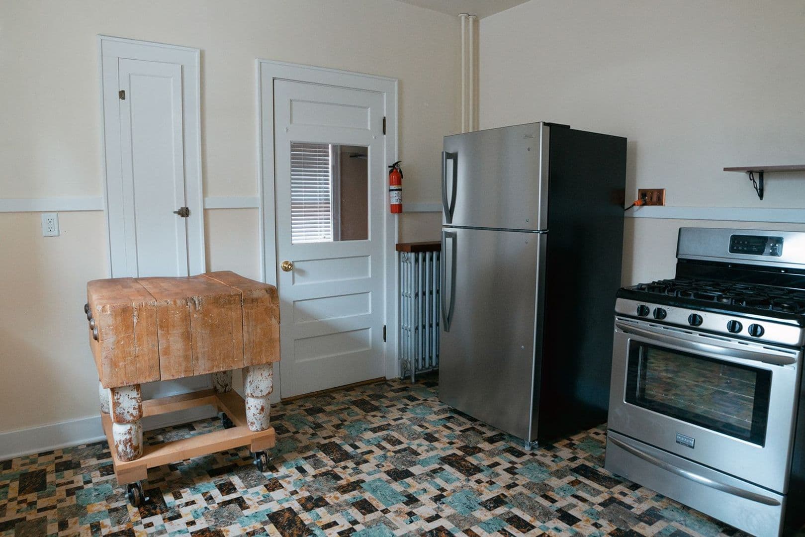 Cheyenne Apartment: 808 East 18th Street